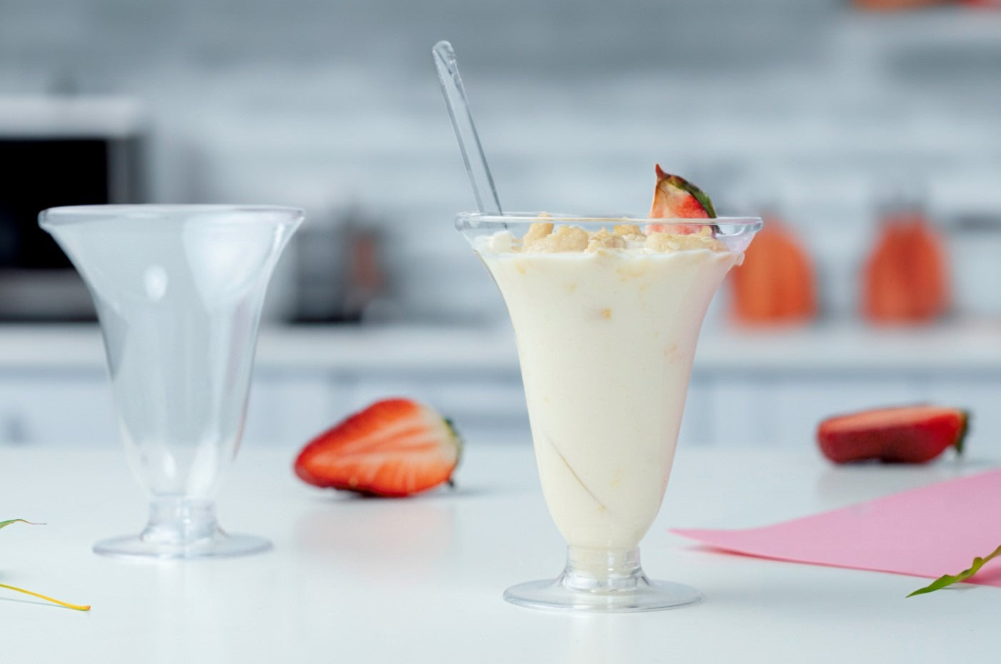 Pucharki deserowe na nóżce 90ml na przekąski wielorazowe 12szt szt.